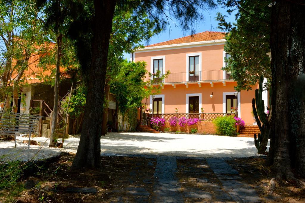 Villa Bonaccorso - Antica E Maestosa Villa Con Piscina Ai Piedi Dell'Etna فياغراندي المظهر الخارجي الصورة